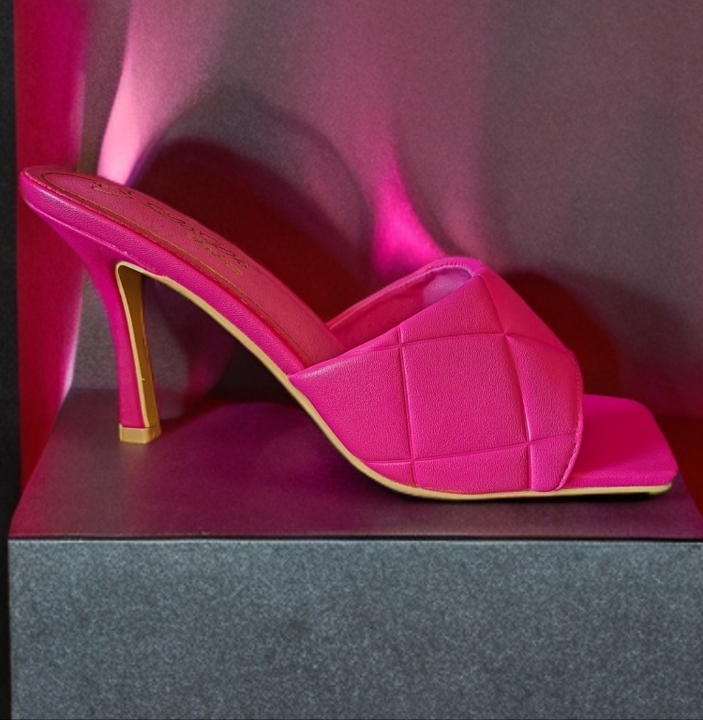 Chic Pink Quilted Women's Heels